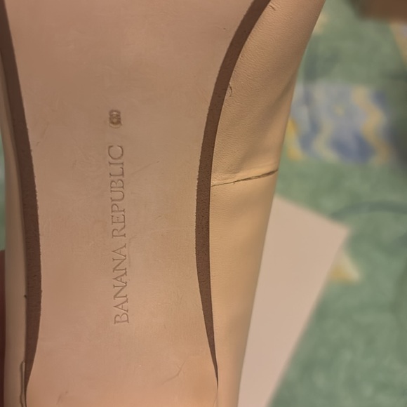 Banana Republic - Cream Kelsey Heels. Worn only once. Size 8. - Picture 5 of 5